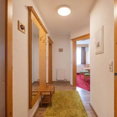 Haus Ferienglueck * ノイシュティフト・イム・シュトゥーバイタール