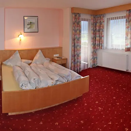 Haus Ferienglueck Neustift im Stubaital
